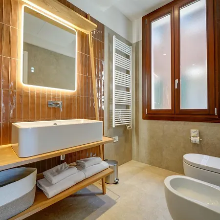 Campobase & 4* Veneza