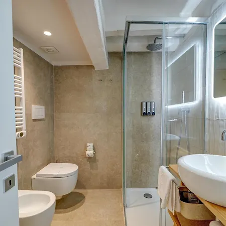 Campobase & 4* Veneza